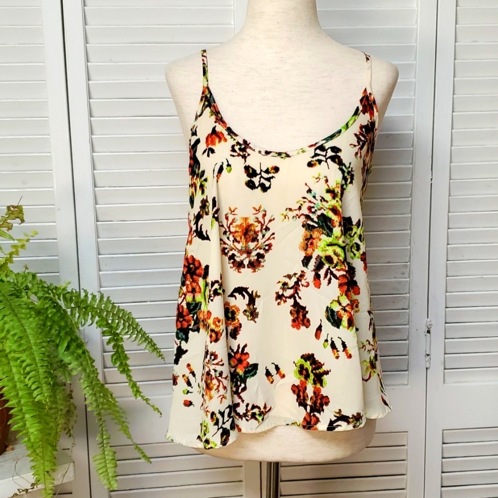 Lush Floral Tank Top Size XS